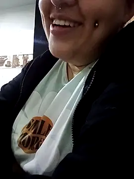 Snapshot of Witch_Scarlet chatting on 03/04/26, 01:33 Witch Scarlet online show from 03/04/26, 01:33