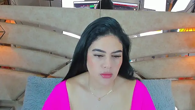 pamemiller1 online show from 11/25/25, 10:26