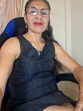 Snapshot of Natasha_50 chatting on 09/21/25, 01:07 Natasha 50 online show from 09/21/25, 01:07