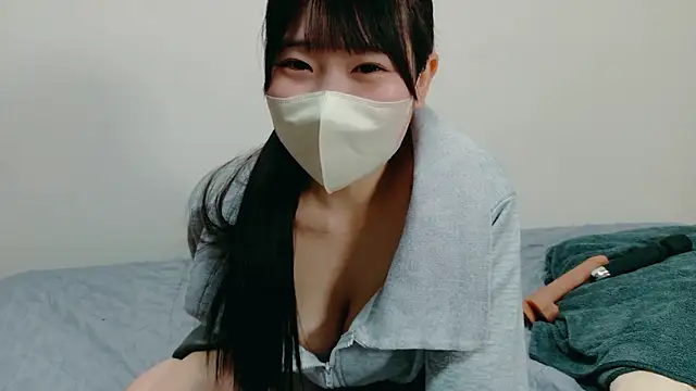 Snapshot of Hina-ooo chatting on 03/21/26, 02:09 Hina-ooo online show from 03/21/26, 02:09