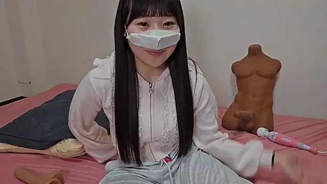 Snapshot of Hina-ooo chatting on 04/05/26, 02:36 Hina-ooo online show from 04/05/26, 02:36