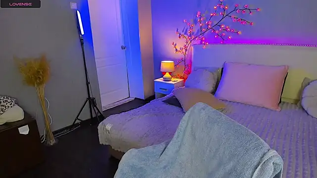 AshleyJoness online show from 06/13/26, 04:54