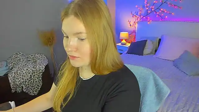 AshleyJoness online show from 06/14/26, 04:47