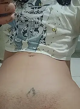 Snapshot of magrinhateuprazer chatting on 09/13/25, 04:34 magrinhateuprazer online show from 09/13/25, 04:34