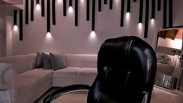 LiamCarterX online show from 10/11/25, 04:33