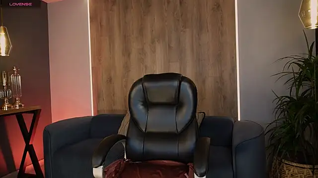 Snapshot of LiamCarterX chatting on 01/09/26, 04:37 LiamCarterX online show from 01/09/26, 04:37