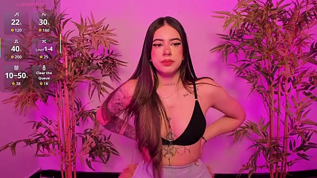 Alice Vixen online show from 10/08/25, 12:25