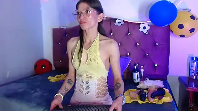 Yandal Iris online show from 07/14/26, 04:28