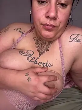 valen1891 online show from 10/03/25, 12:57