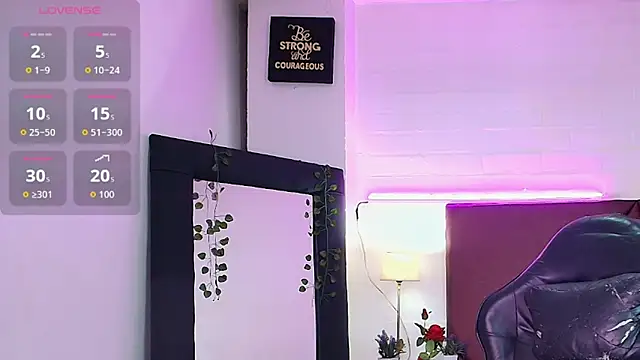 Lucass love online show from 09/24/25, 01:25