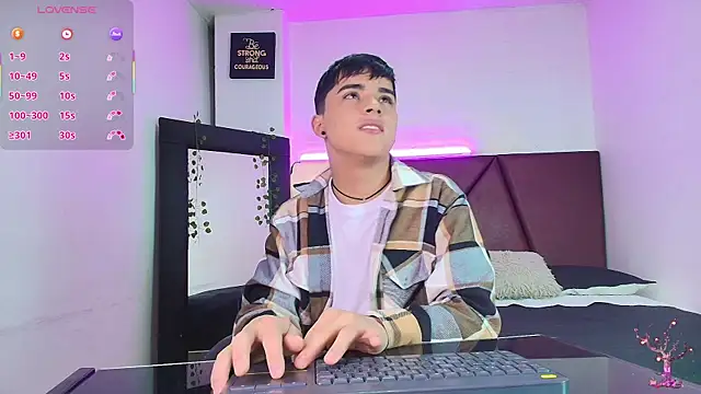 Lucass love online show from 10/09/25, 01:20