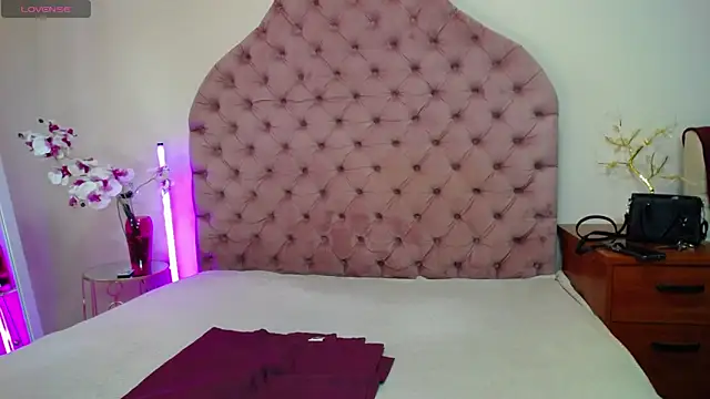  Agata  online show from 05/10/26, 06:18