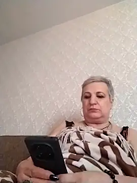 StarNicole online show from 04/28/26, 02:00