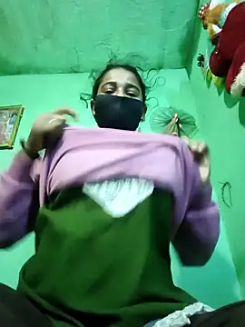 PIHU999 online show from 10/31/25, 01:06