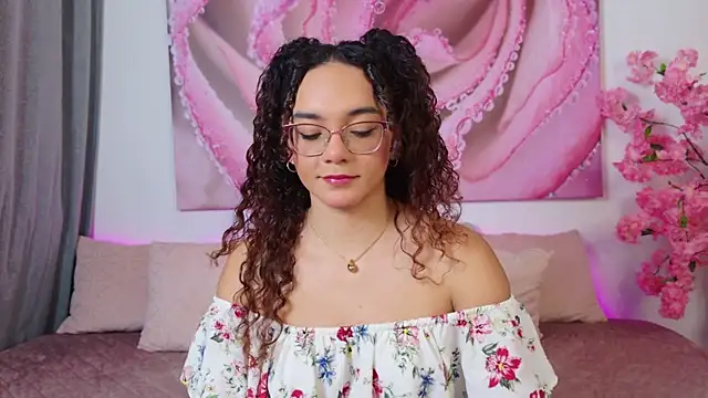 Taylor Tina online show from 11/29/25, 06:16