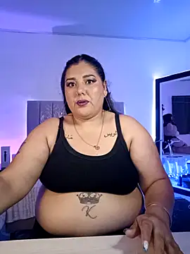 AndreaKinky online show from 12/17/25, 08:53