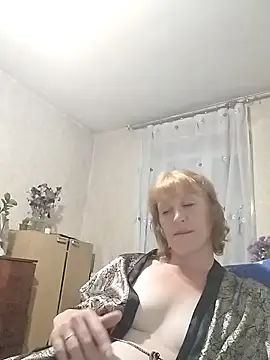 Flower2931 online show from 06/07/26, 07:06