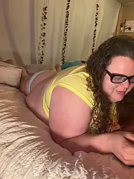Snapshot of Fatpussybigass chatting on 06/16/26, 03:09 Fatpussybigass online show from 06/16/26, 03:09