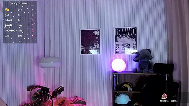 Snapshot of Sabrina_bloom chatting on 02/12/26, 12:44 Sabrina bloom online show from 02/12/26, 12:44