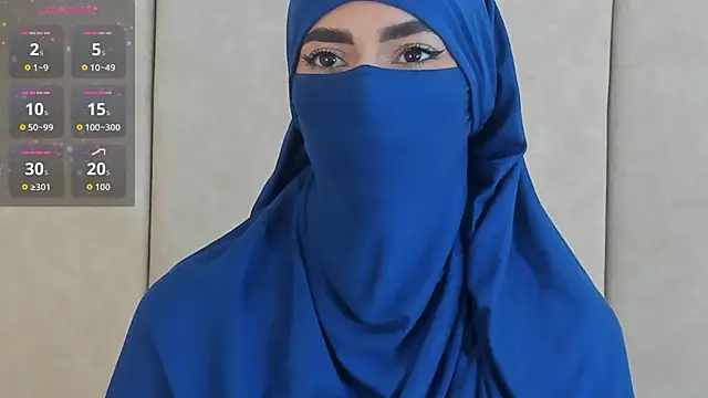  Zahiira  online show from 09/25/25, 11:58