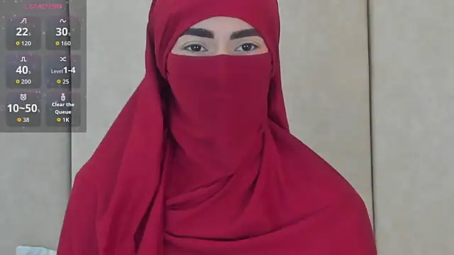  Zahiira  online show from 10/11/25, 12:04