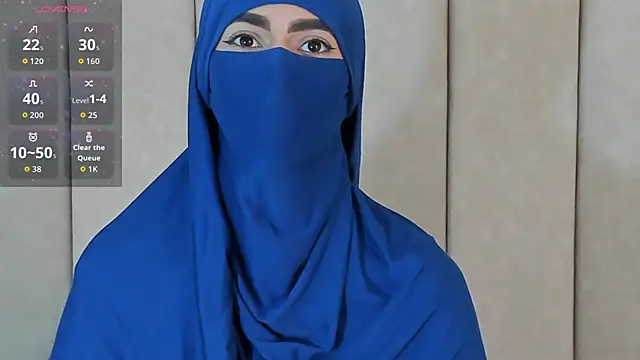  Zahiira  online show from 11/17/25, 12:11