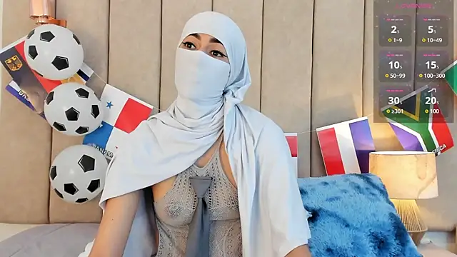  Zahiira  online show from 06/26/26, 12:20