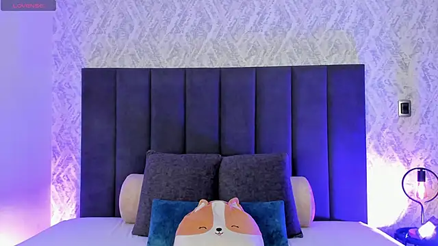 dana hazze online show from 11/17/25, 06:03