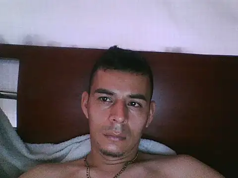 Snapshot of yersey9305 chatting on 07/13/26, 02:20 yersey9305 online show from 07/13/26, 02:20