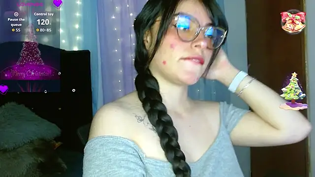 Snapshot of Camila_Ord chatting on 12/18/25, 09:10 Camila Ord online show from 12/18/25, 09:10