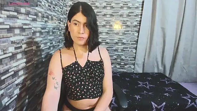 Snapshot of xxxEmmaxx chatting on 04/08/26, 03:39 xxxEmmaxx online show from 04/08/26, 03:39