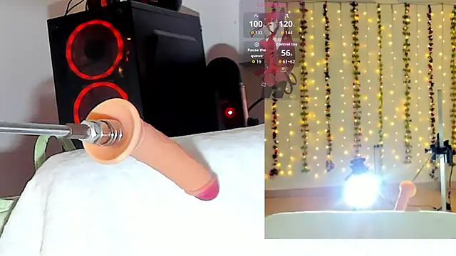 Kitty  Rose   online show from 11/24/25, 10:04