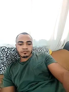Snapshot of SanChacal5694 chatting on 09/21/25, 07:48 SanChacal5694 online show from 09/21/25, 07:48