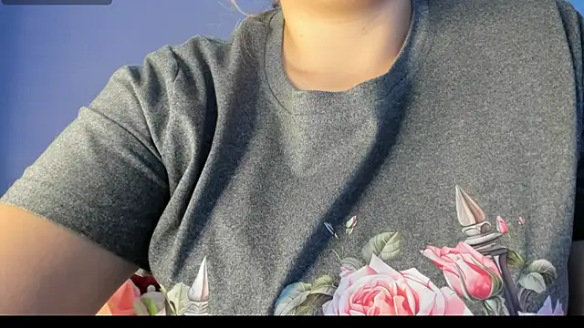 Snapshot of Noortaheri88 chatting on 11/02/25, 03:53 Noortaheri88 online show from 11/02/25, 03:53