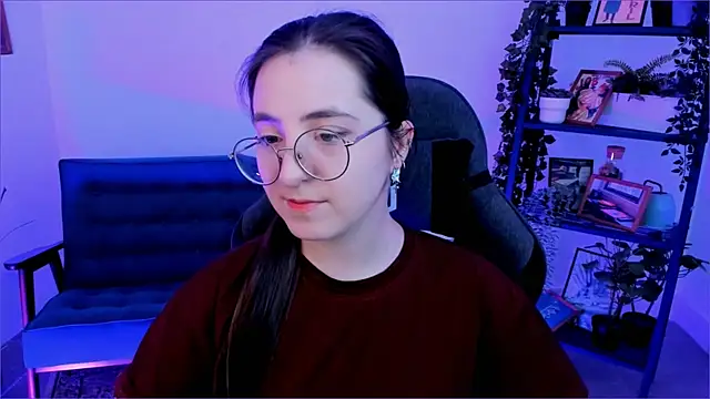 VirtuallVoyant online show from 10/07/25, 03:25