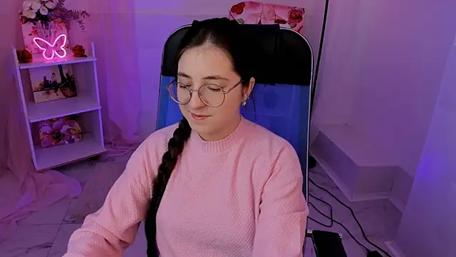 VirtuallVoyant online show from 11/09/25, 03:49