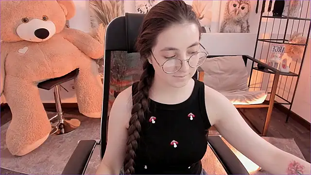 VirtuallVoyant online show from 12/19/25, 07:37