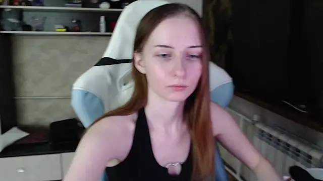 Snapshot of Cutti_Crystal chatting on 02/26/26, 07:24 Cutti Crystal online show from 02/26/26, 07:24