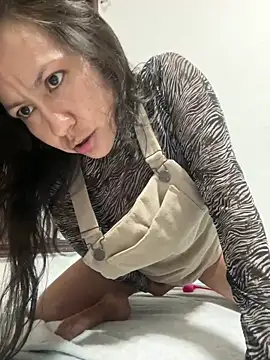 Huitaca  online show from 11/27/25, 03:30