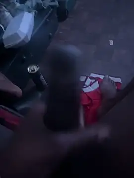 kamo012000 online show from 12/22/25, 11:13