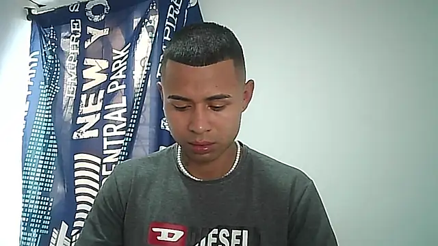 Snapshot of _Logan_Colton_ chatting on 09/09/25, 08:19 Logan Colton online show from 09/09/25, 08:19