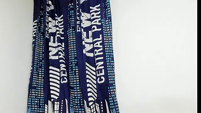 Snapshot of _Logan_Colton_ chatting on 11/29/25, 01:08 Logan Colton online show from 11/29/25, 01:08