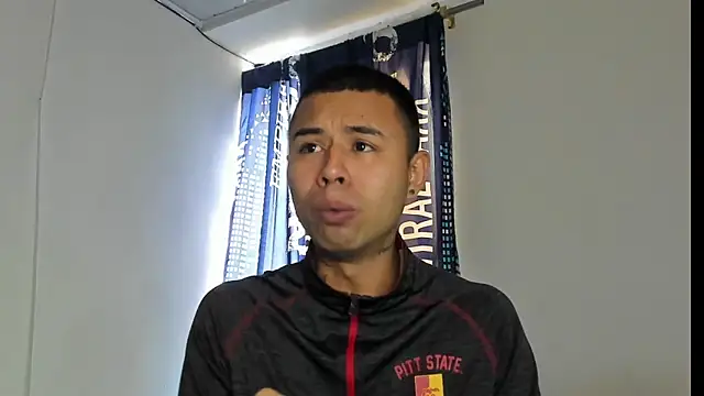 Snapshot of _Logan_Colton_ chatting on 01/06/26, 06:55 Logan Colton online show from 01/06/26, 06:55