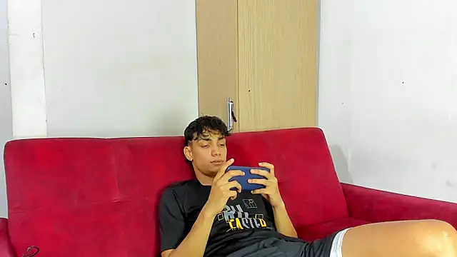 willy sexxx18 online show from 06/08/26, 07:36