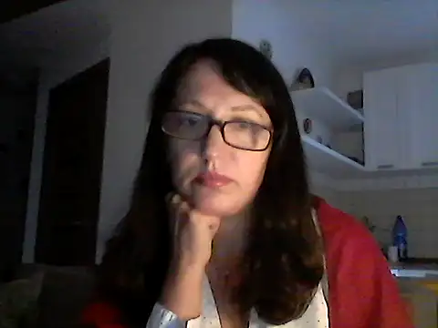 Snapshot of Elena48324 chatting on 10/11/25, 12:26 Elena48324 online show from 10/11/25, 12:26