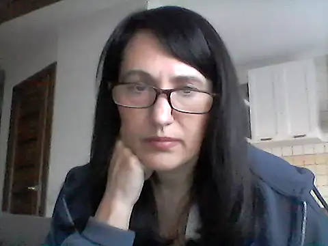 Snapshot of Elena48324 chatting on 03/12/26, 06:30 Elena48324 online show from 03/12/26, 06:30