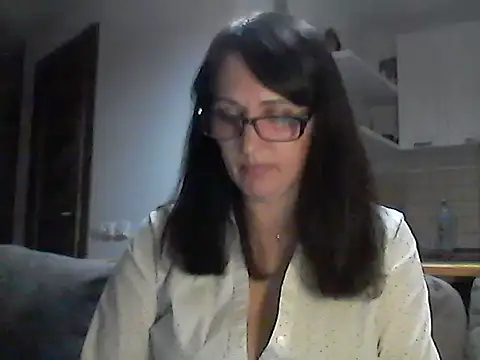 Elena48324 online show from 05/07/26, 06:02