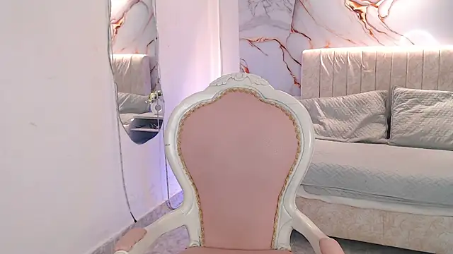 Snapshot of _Tiffany1 chatting on 11/08/25, 07:12 Tiffany1 online show from 11/08/25, 07:12