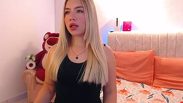 Snapshot of _Tiffany1 chatting on 11/26/25, 05:58 Tiffany1 online show from 11/26/25, 05:58