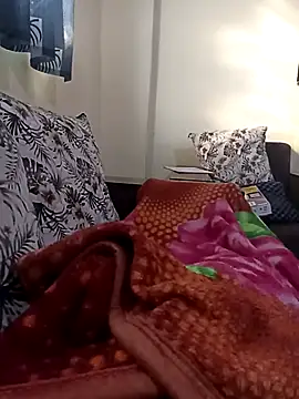 Snapshot of playboypunefrome chatting on 11/17/25, 10:32 playboypunefrome online show from 11/17/25, 10:32